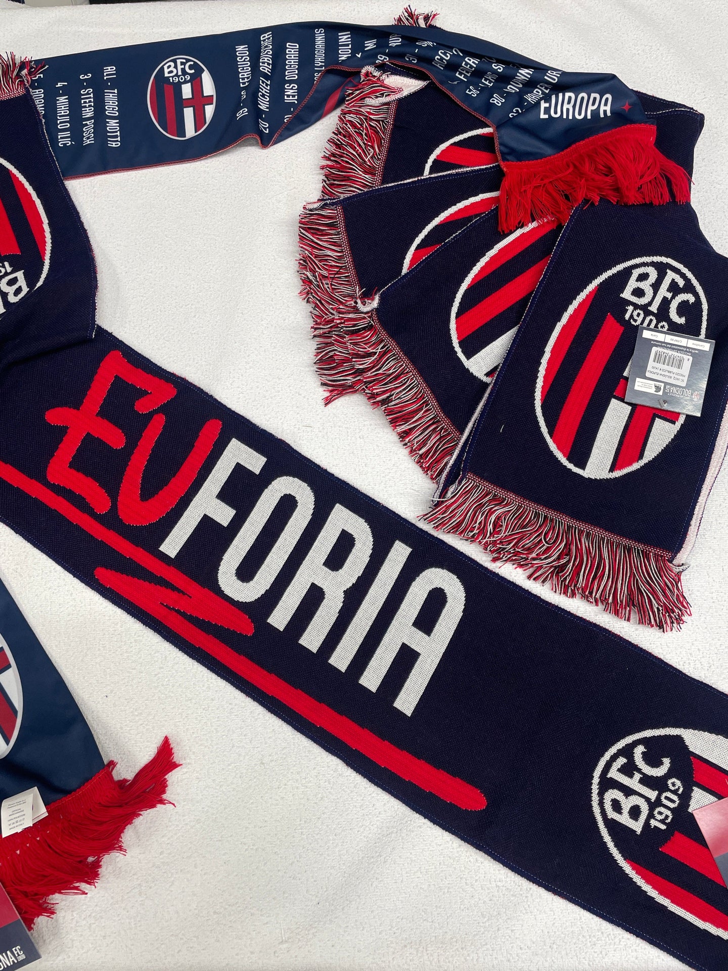 Perseo Trade srl Sciarpa Euforia Ufficiale del Bologna FC1909 EU FORIA CHAMPIONS Magazzinieuropa